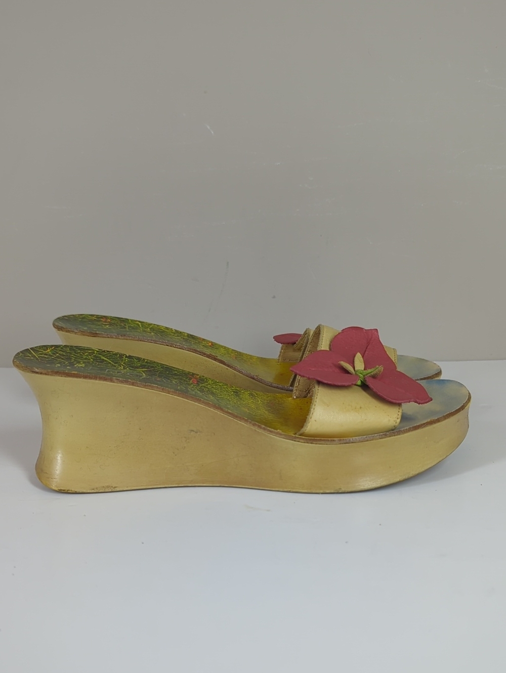 Vintage 90s Aldo Wedge Sandals Pink Flower Accent Made In Italy - Picture 6 of 9